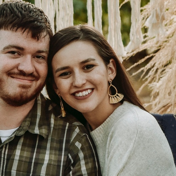 Meet your Posher, Megan - Picture 1 of 1